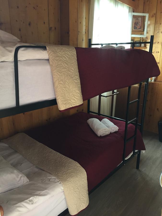 Travel Inn House Mestia • Მოგზაურის Სახლი Exterior photo