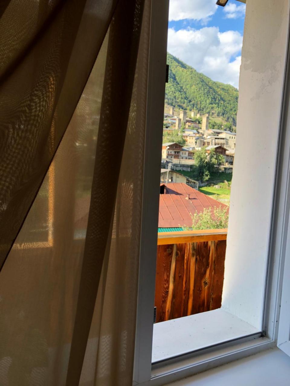 Travel Inn House Mestia • Მოგზაურის Სახლი Exterior photo