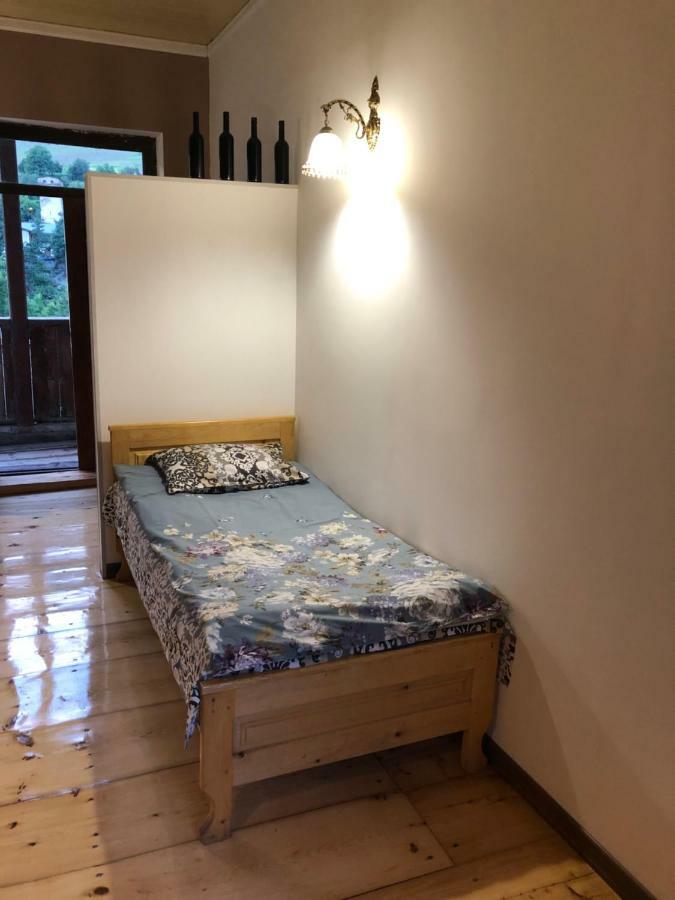 Travel Inn House Mestia • Მოგზაურის Სახლი Exterior photo